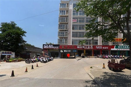 密州兴泊小区3室2厅1卫107m2附房16平方中档装修